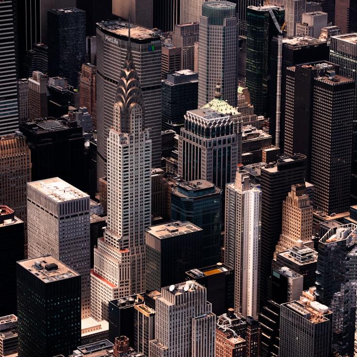 Family routine and school logistics in Paris